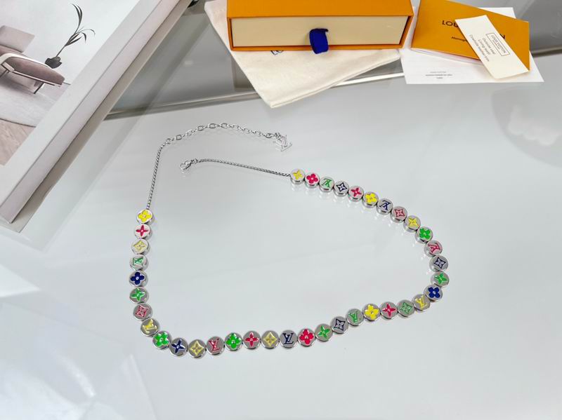 LV Necklace 03lyr527